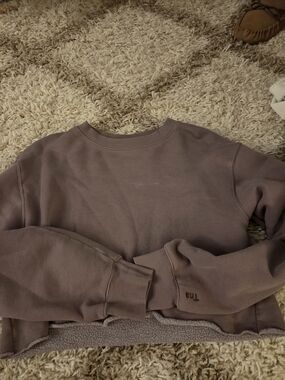 TNA Cropped Crewneck Sweatshirt in Dusty Mauve